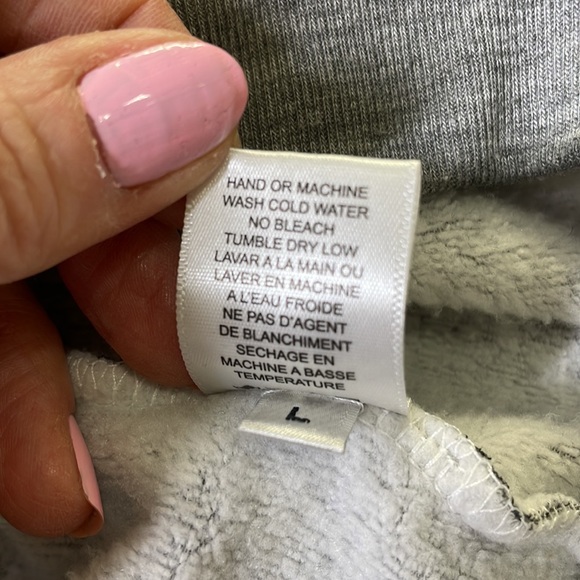 WILDFOX Hooded Sweatshirt Flamingos palm trees snowflakes Gray Size large - Picture 8 of 9